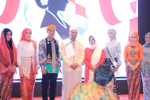 Lembaga Pendidikan dan Bimbingan Manasik Haji dan Umroh GEBYAR FESTIVAL KEBAYA PROVINSI BANTEN 2023.